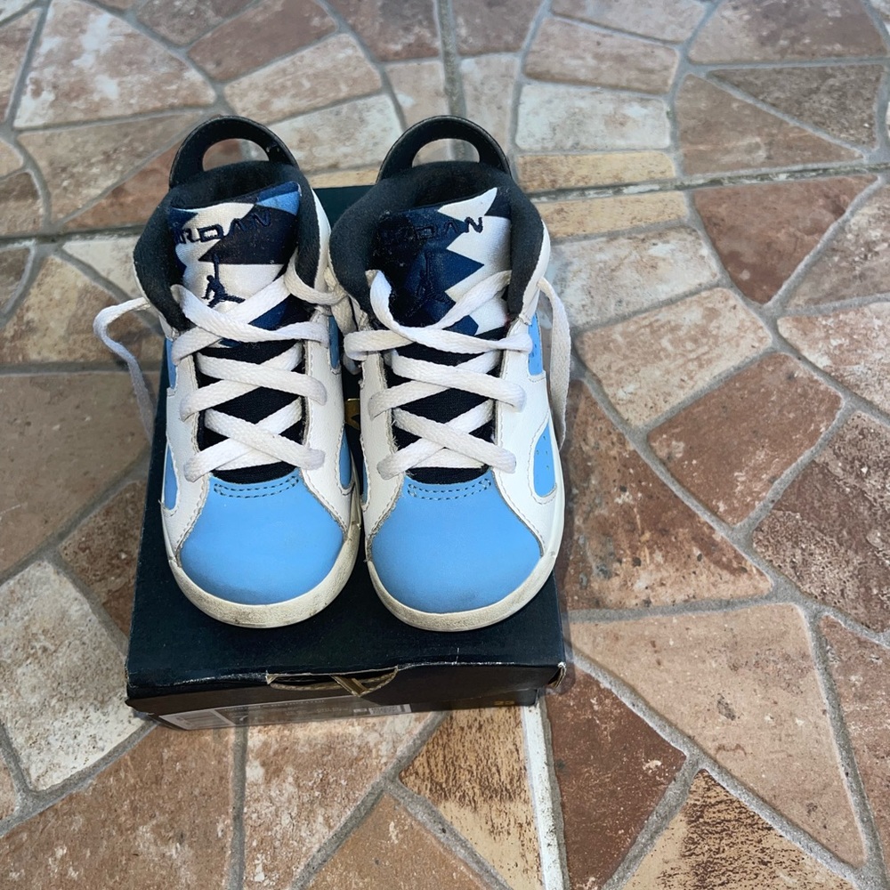 Toddler Jordan 6s UNC